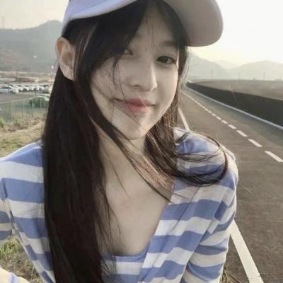 恋爱与友情之间2023